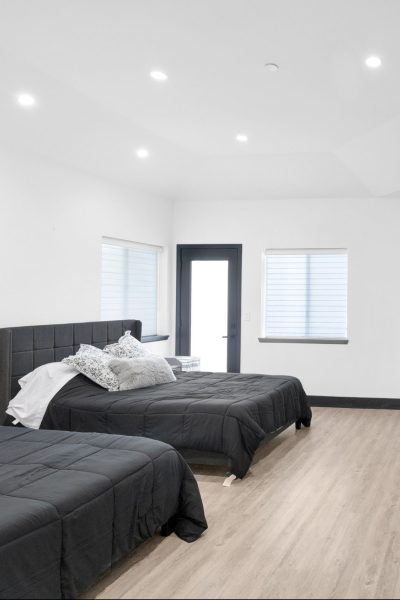 Luxurious bedroom at Uplift Recovery Center's residential treatment