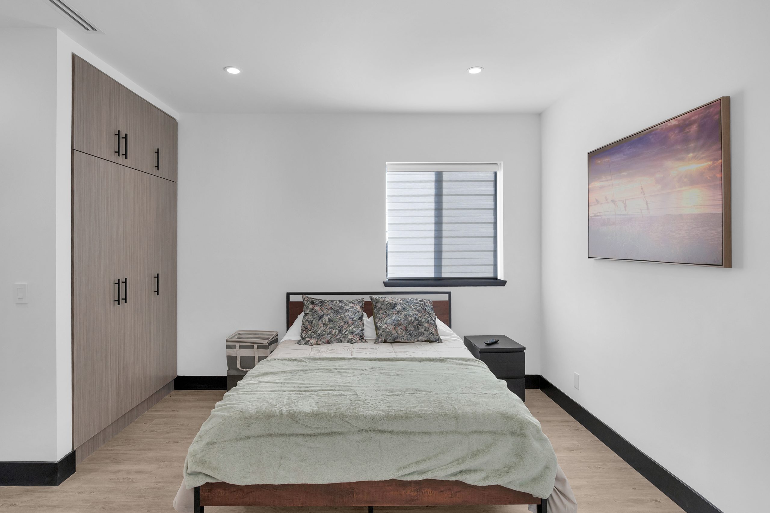 the peaceful bedroom at Uplift Recovery's inpatient detox