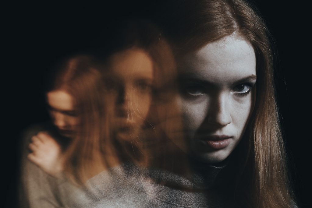 A woman with 3 blurred images of herself, signifying the three p's for addiction recovery